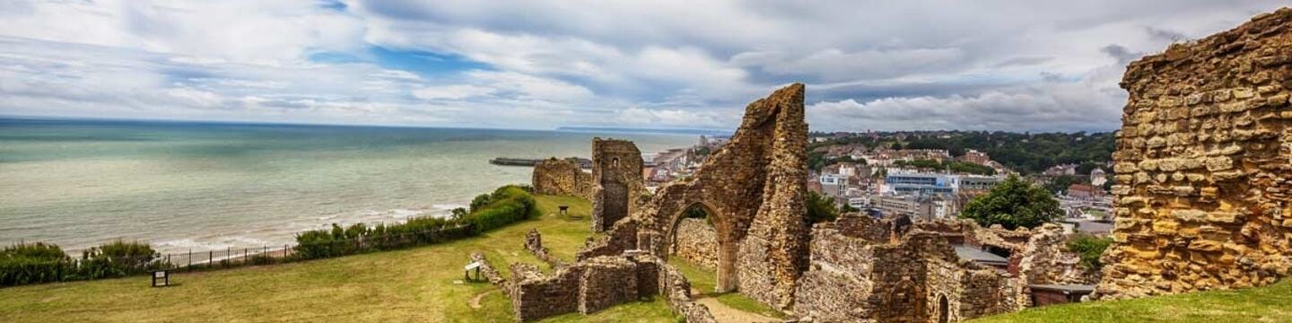 are dogs allowed in hastings castle